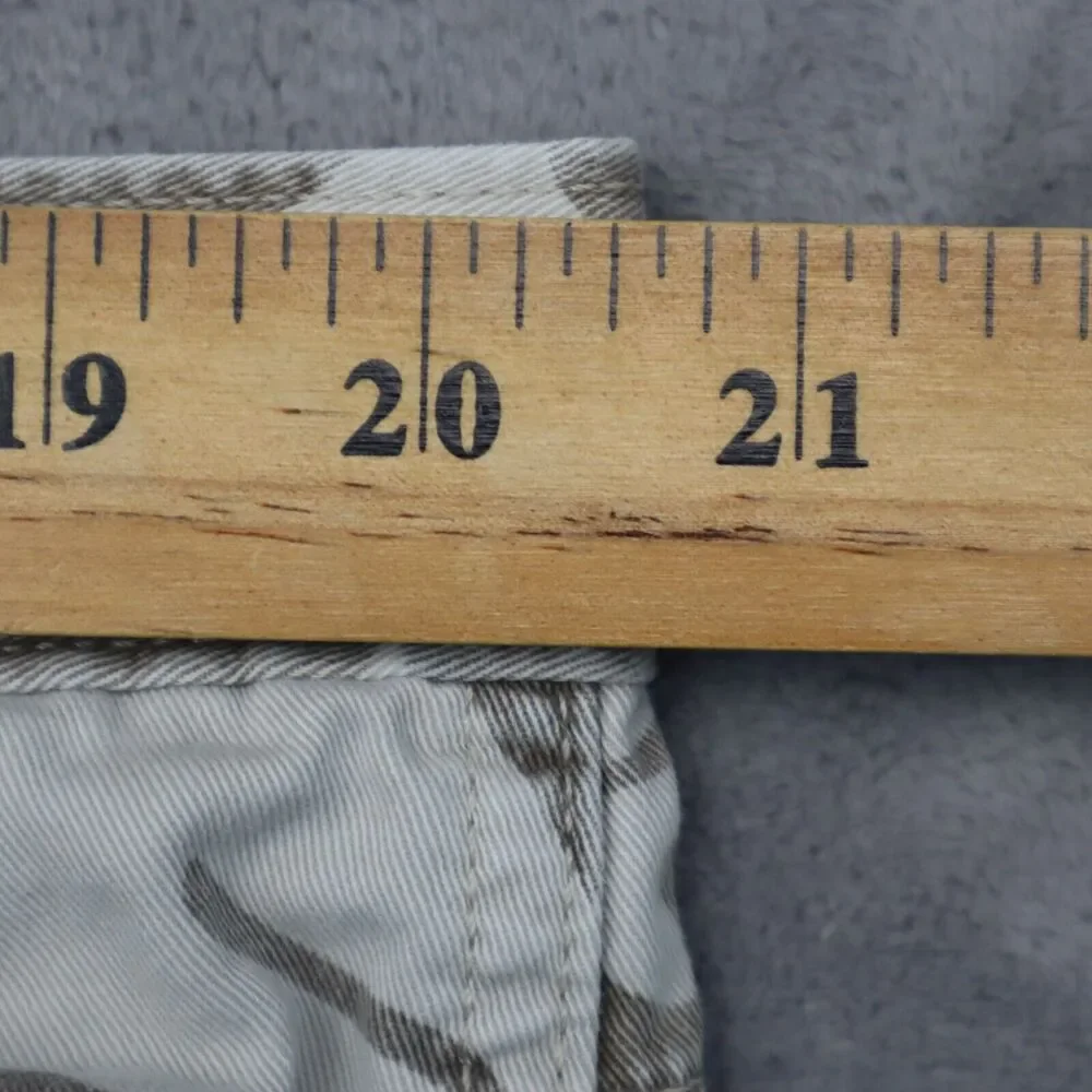 Wrangler Shorts Mens 42 Multicolor Camouflage Belt Loops Button Zip Cargo Shorts